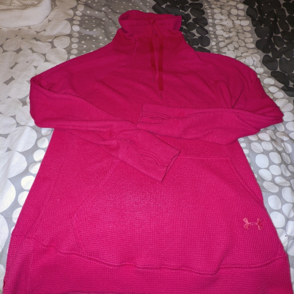 Turtle neck under armer pullover pink sweatshirt